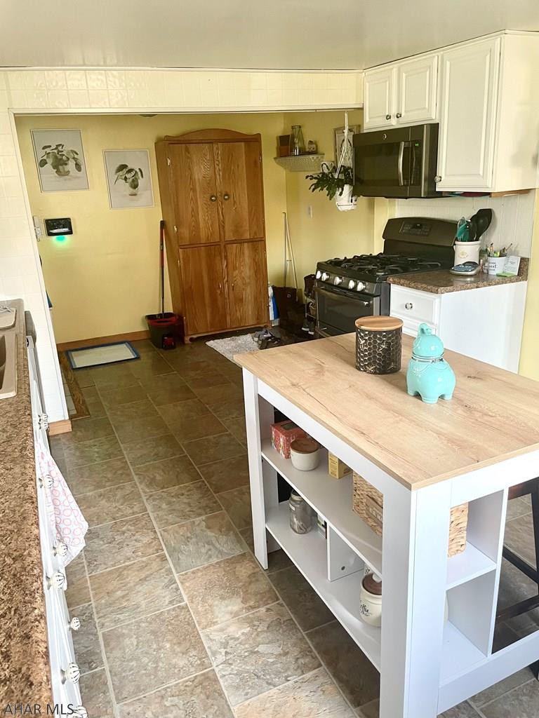 Saxton - Residential