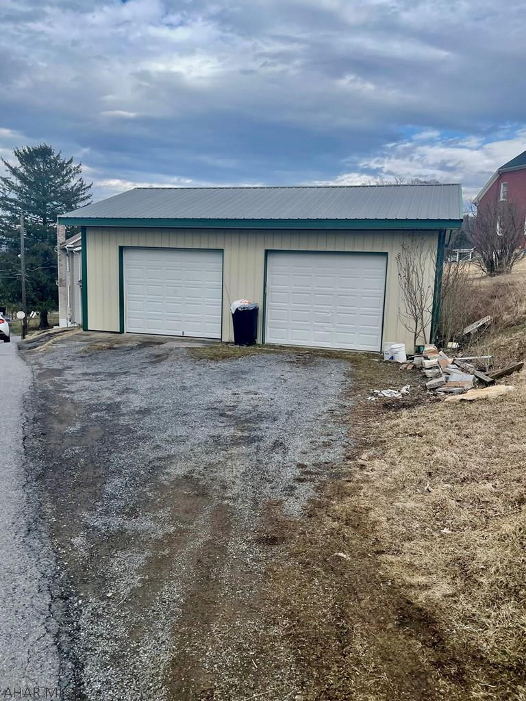 Saxton - Residential