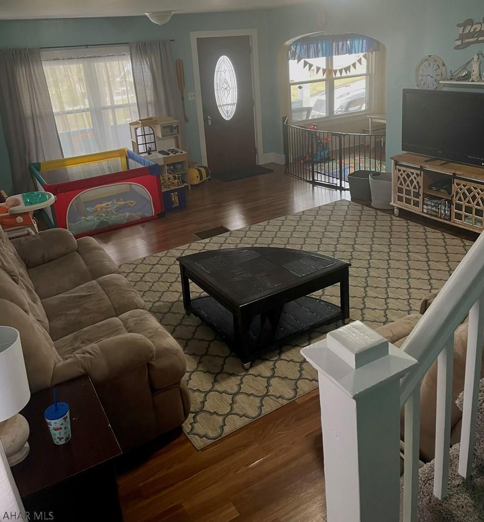 Saxton - Residential