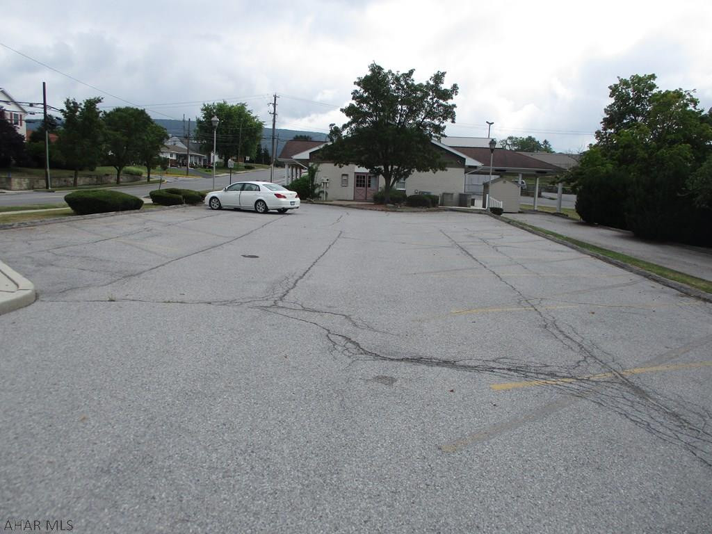 Unknown - Commercial Sale