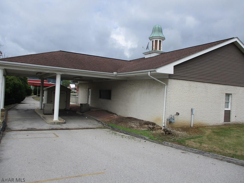 Unknown - Commercial Sale