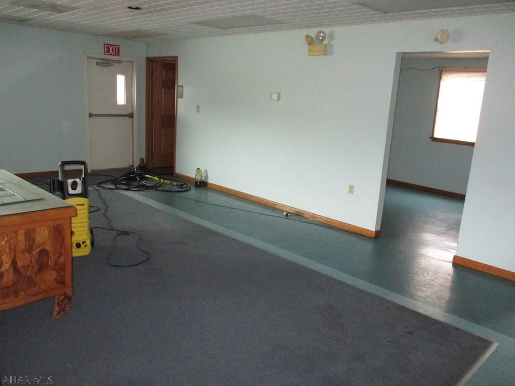 Unknown - Commercial Sale