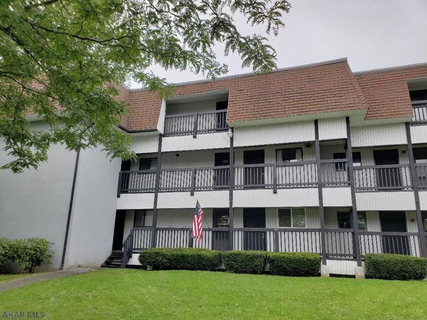 Beautiful first-floor 2-bedroom 2-bath condo with many upgrades:  ceramic tile & hardwood floors, new counter tops, microwave, refrigerator, full size dishwasher, remote controlled heat & entry door system, freshly painted interior, new low E vinyl windows & screened balcony.  HOA dues $256/mo include outside maintenance, hottubs, indoor + outdoor pools, tennis court.  4 seasons resort (skiing & golf for extra fee). J-503