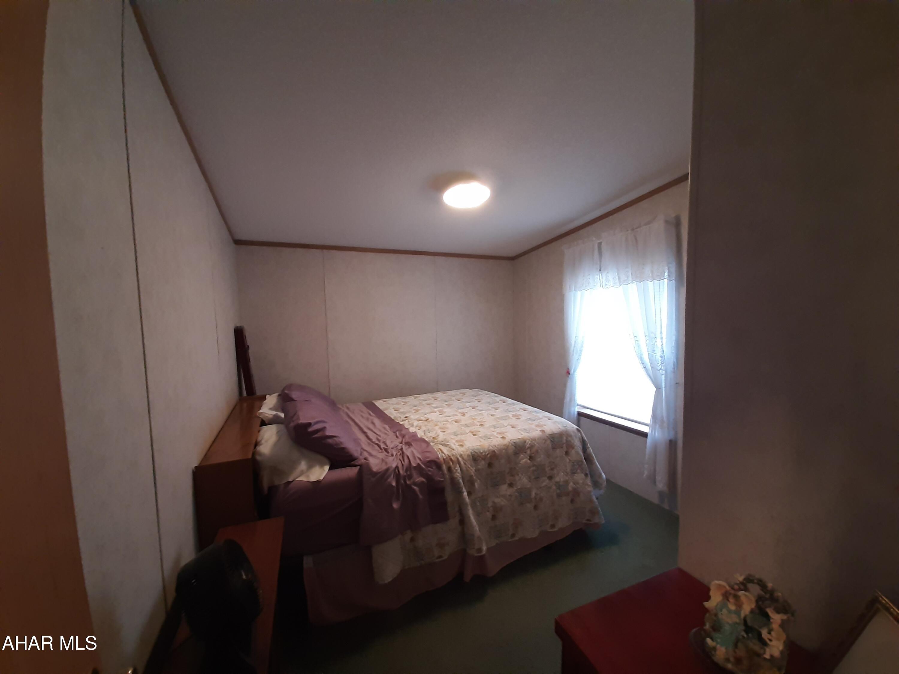 Laurel Woods - Residential