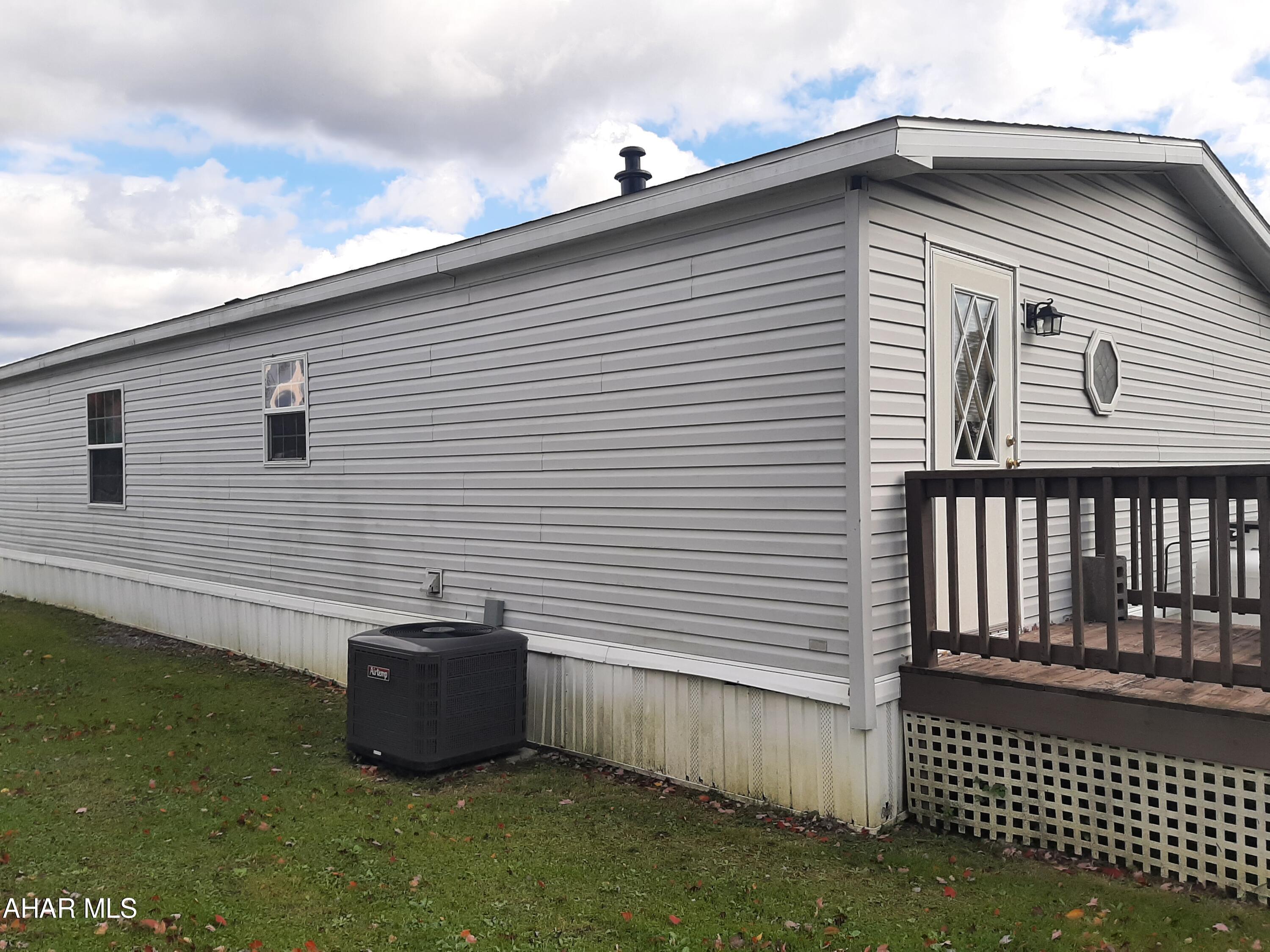 Laurel Woods - Residential