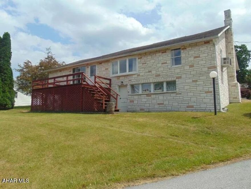 Sold Comp, Listing Agent out of MLS.