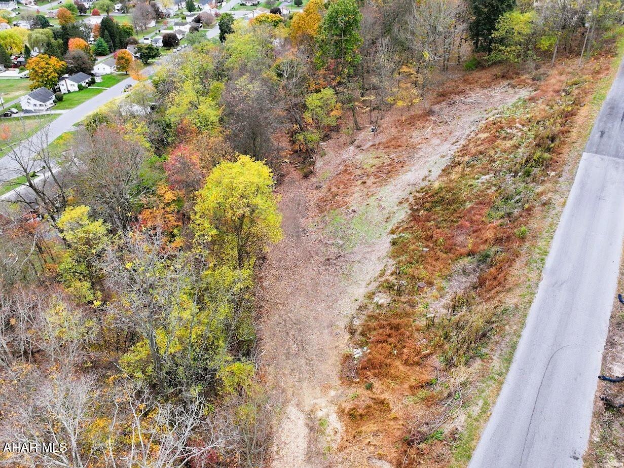 Barclay - Commercial Sale