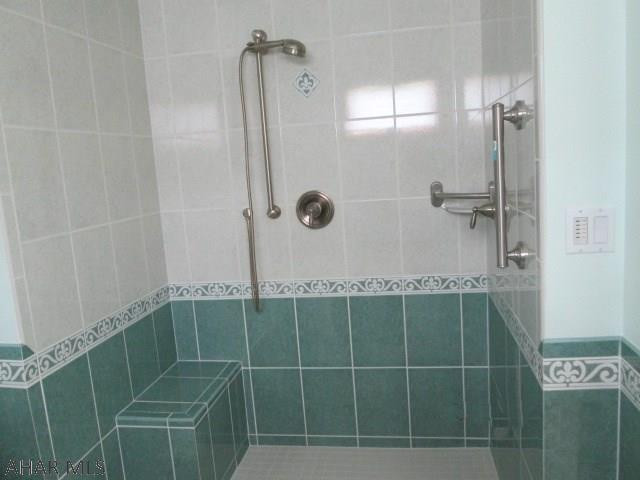 Fox Hollow - Residential