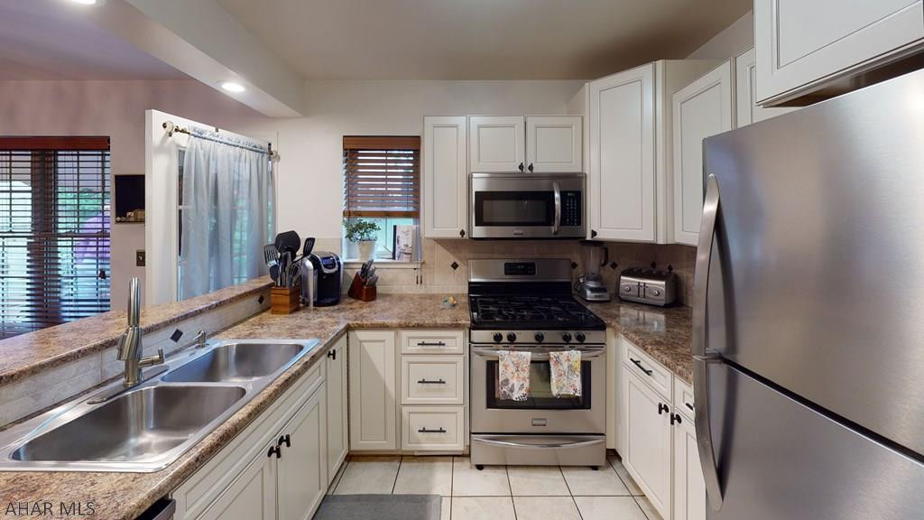 Holiday Hills - Residential