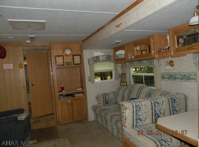 Glendale Yearound - Residential