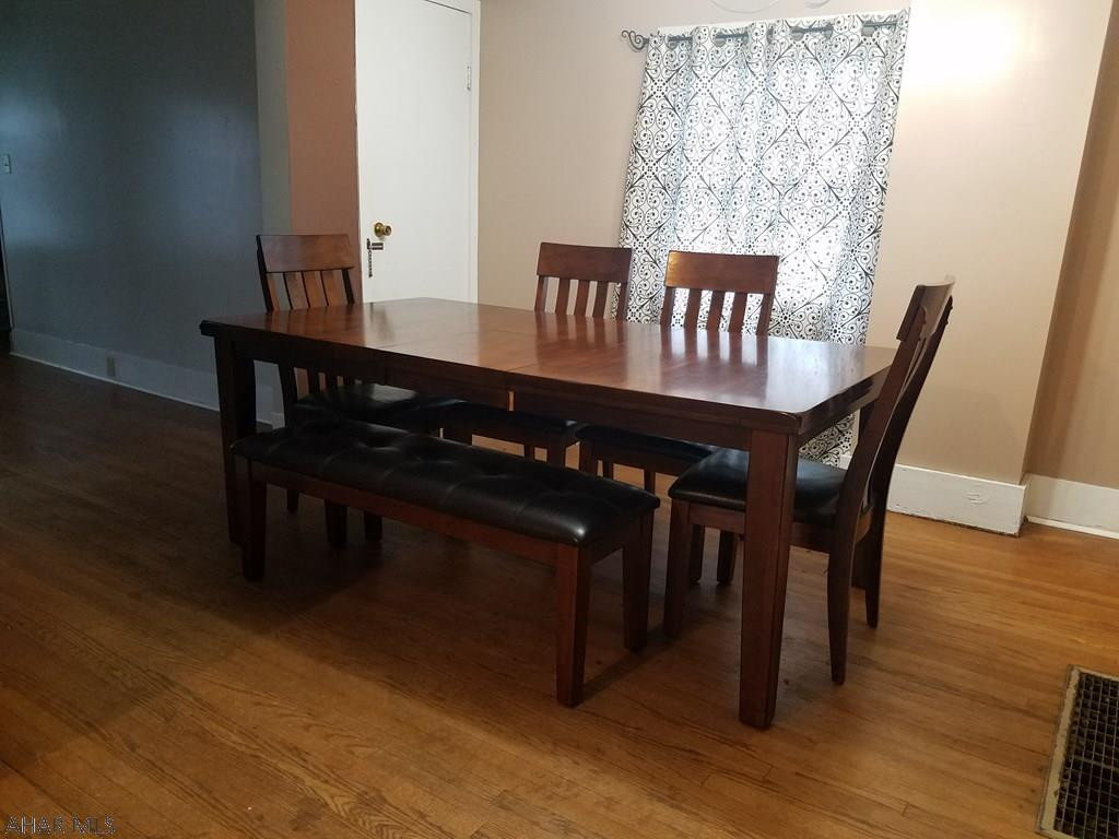 Llyswen - Residential