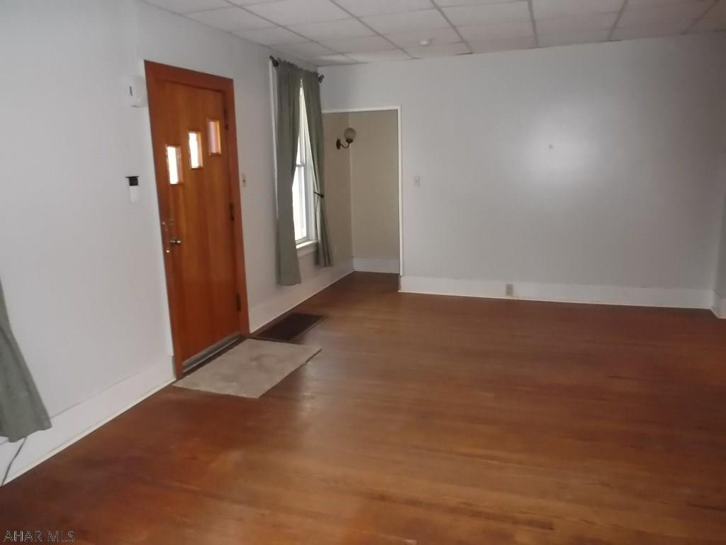 Llyswen - Residential