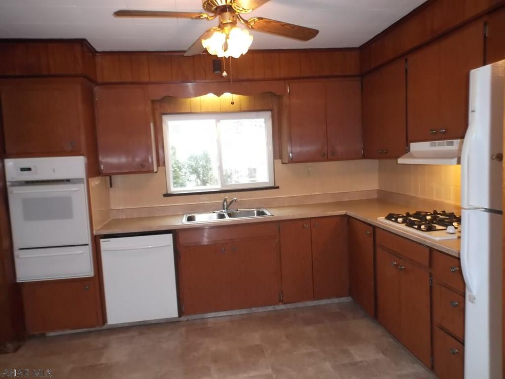 Llyswen - Residential