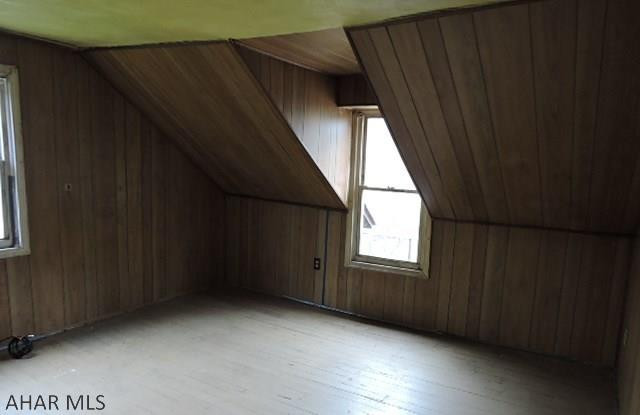 Canoe Creek - Residential