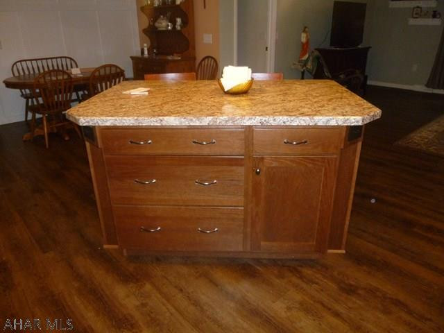 Glendale Yearound - Residential