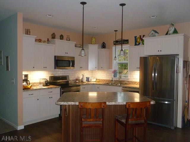 Glendale Yearound - Residential