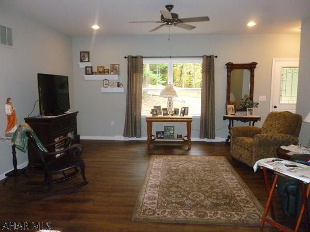 Glendale Yearound - Residential