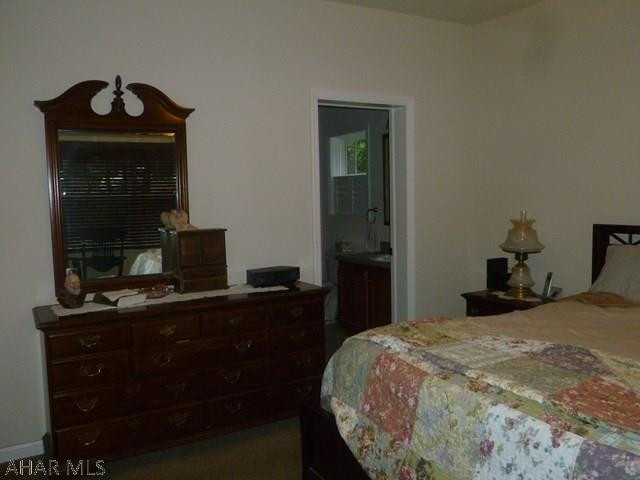 Glendale Yearound - Residential