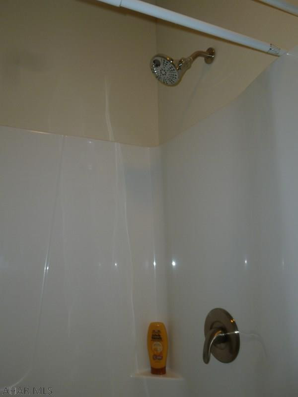 Glendale Yearound - Residential