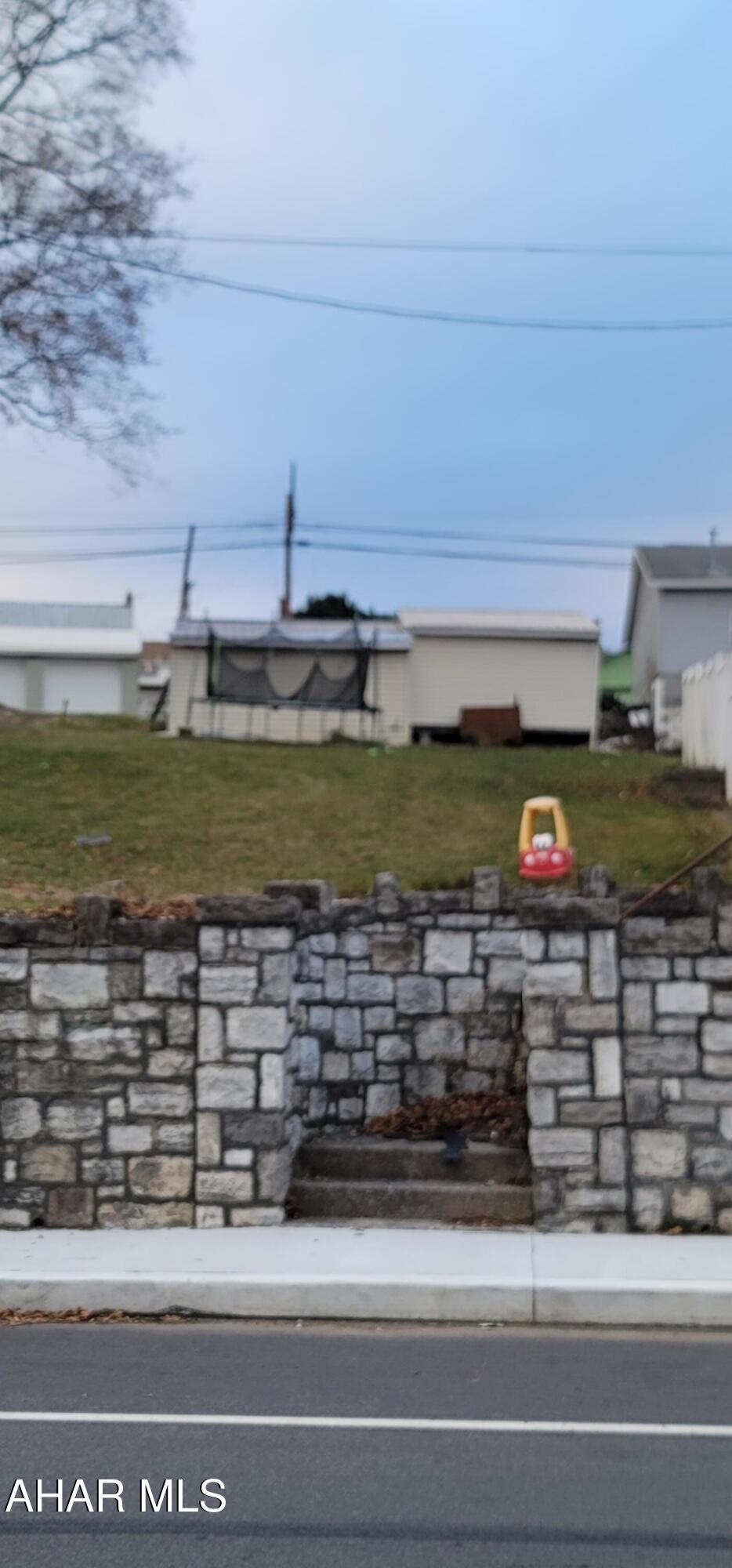 Unknown - Commercial Sale