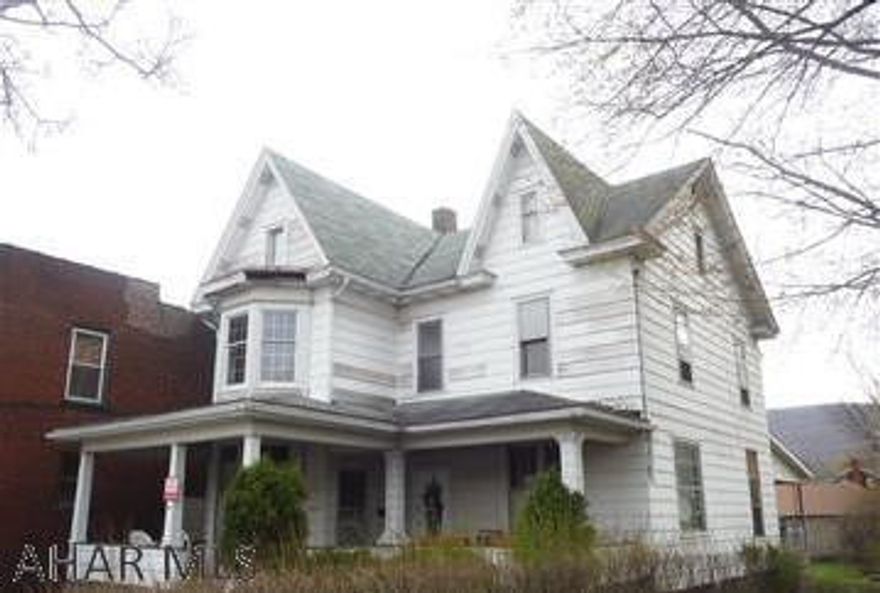 2 residential units and 3 car garage.  1 residential unit needs to be refurbished.  This sale will include 41 other properties at a sales price of $3,250,000.  Please see attached list of additional properties.  Seller will not consider selling off properties separately.  Sale is AS-IS WHERE-IS and seller is making no representations of condition.