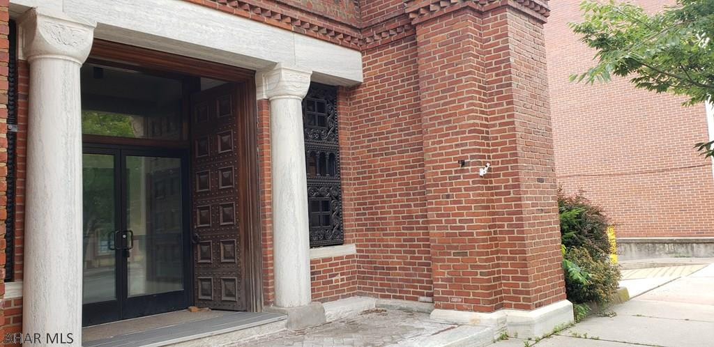 Unknown - Commercial Sale