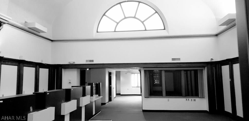 Unknown - Commercial Sale