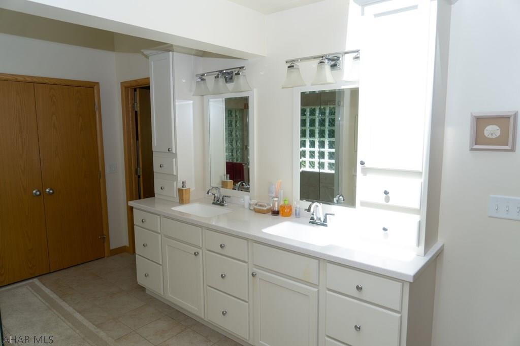 Elmwood - Residential