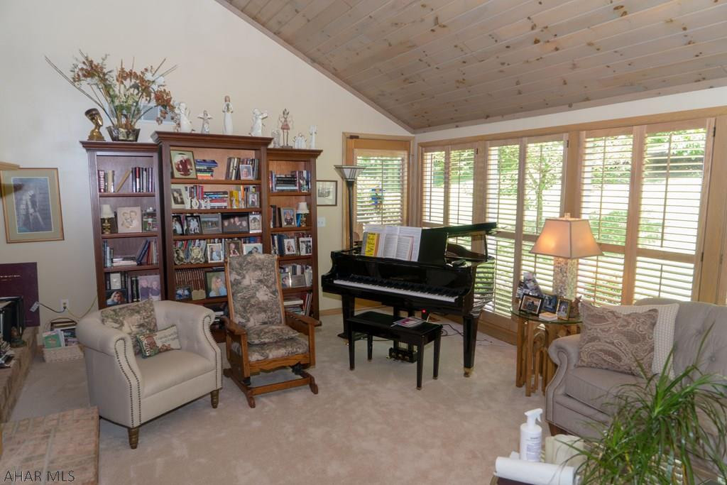 Elmwood - Residential