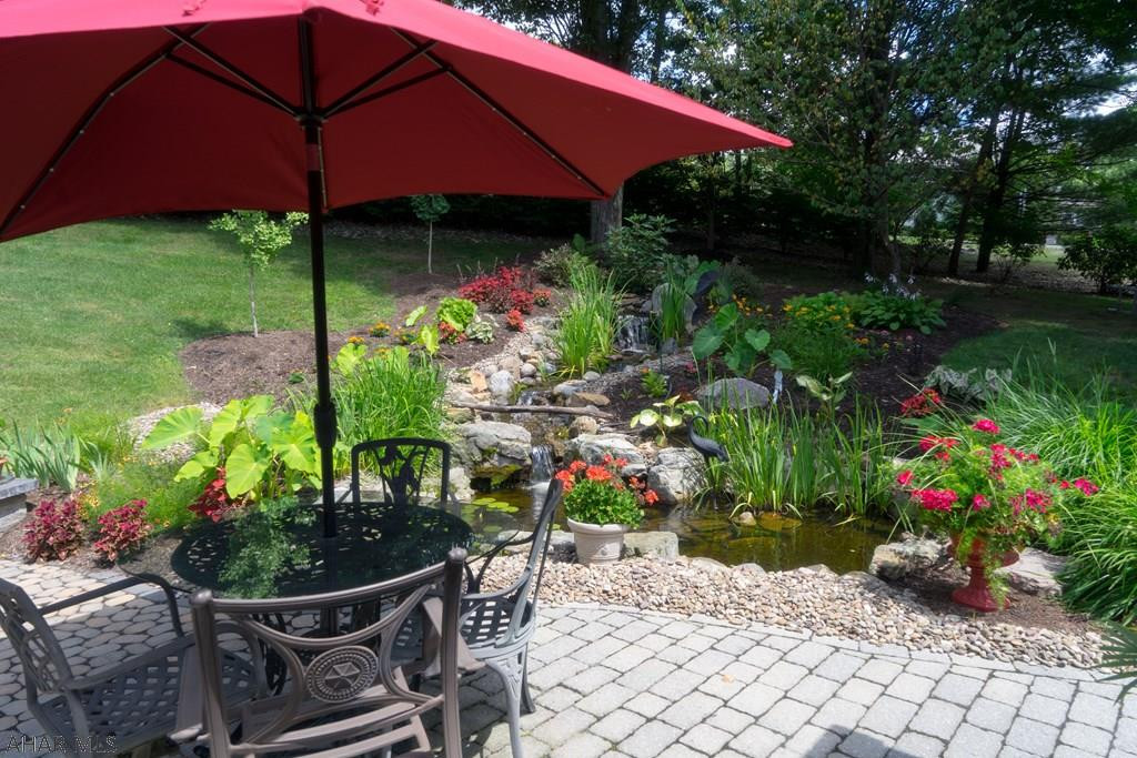 Elmwood - Residential