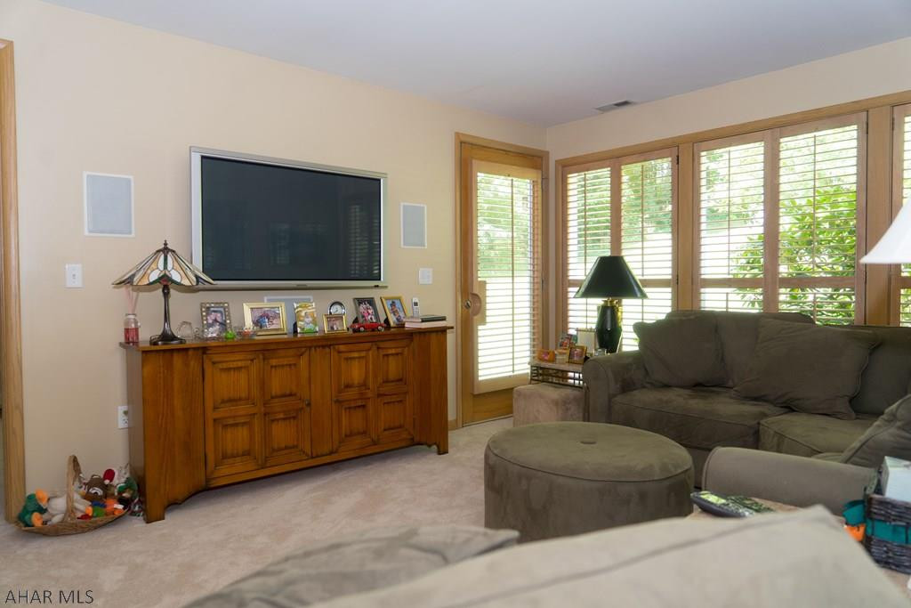 Elmwood - Residential