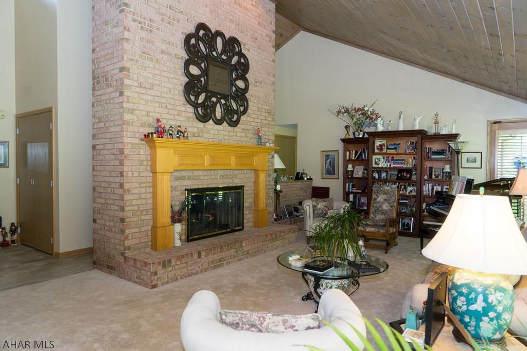 Elmwood - Residential