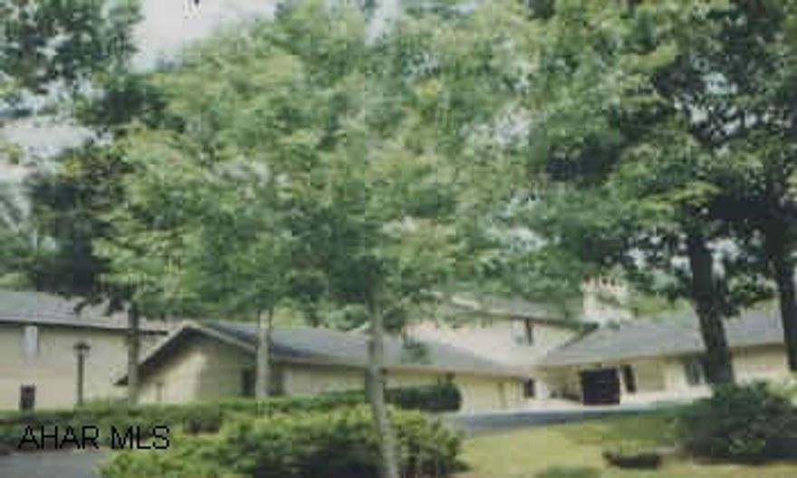 Outstanding contemporayr on 4+ Acres, lots could be sold, large workshop w/overhead game room, family room, rec. room, in-ground pool, pond, and many amenities. Outstanding contemporayr on 4+ Acres, lots could be sold, large workshop w/overhead game room, family room, rec. room, in-ground pool, pond, and many amenities.