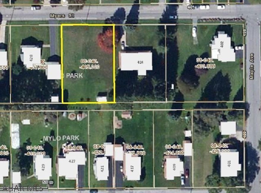 100 x 145 lot in 400 block of  Mylo Park.  City water & sewage available.