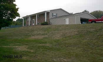 Maple Hollow - Residential