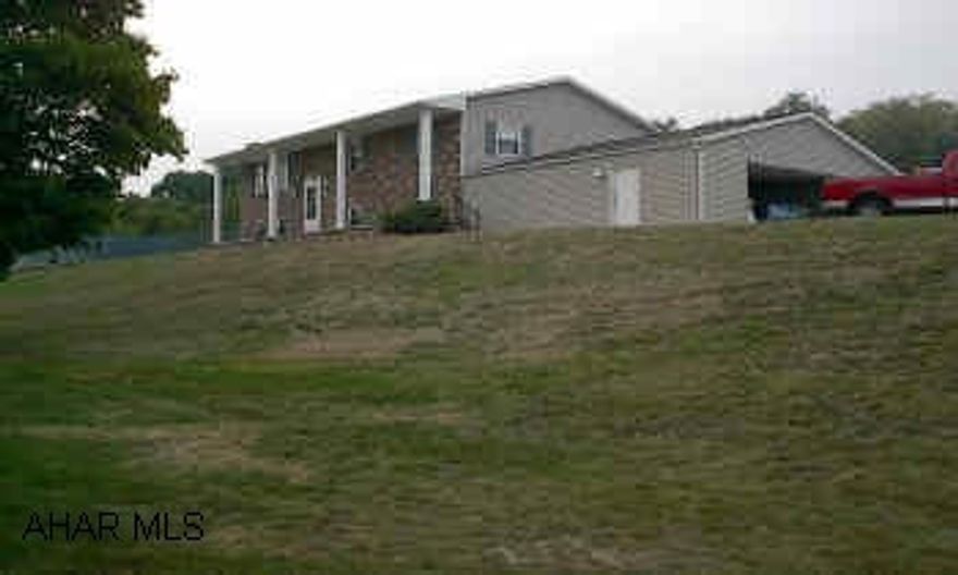 Spacious and lovely 3 Bed 2 Bath BiLevel on large landscaped lot, with inground pool, additional 1 car det garage. Spacious and lovely 3 Bed 2 Bath BiLevel on large landscaped lot, with inground pool, additional 1 car det garage.