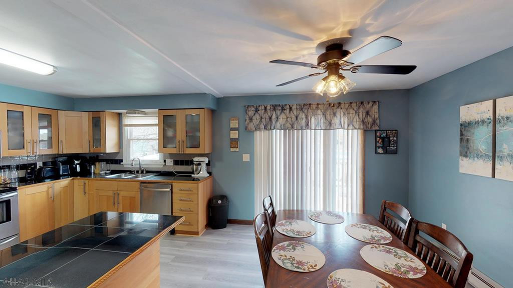 Maple Hollow - Residential