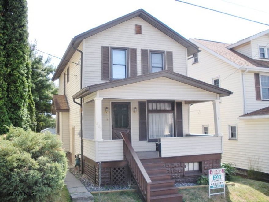Great 3 bedroom home in East End. Vinyl sided, newer windows, new water heater, 5 year old furnace, updated bath, kitchen with ceramic tile & all appliances included. Above ground pool & 1 car garage. 1 year AHS warranty.