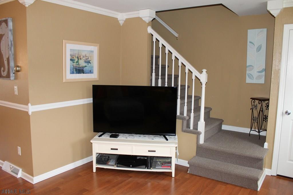 Holliday Heights - Residential