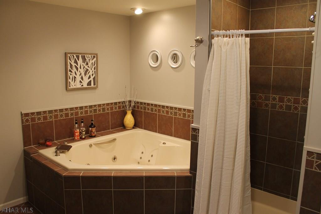 Holliday Heights - Residential