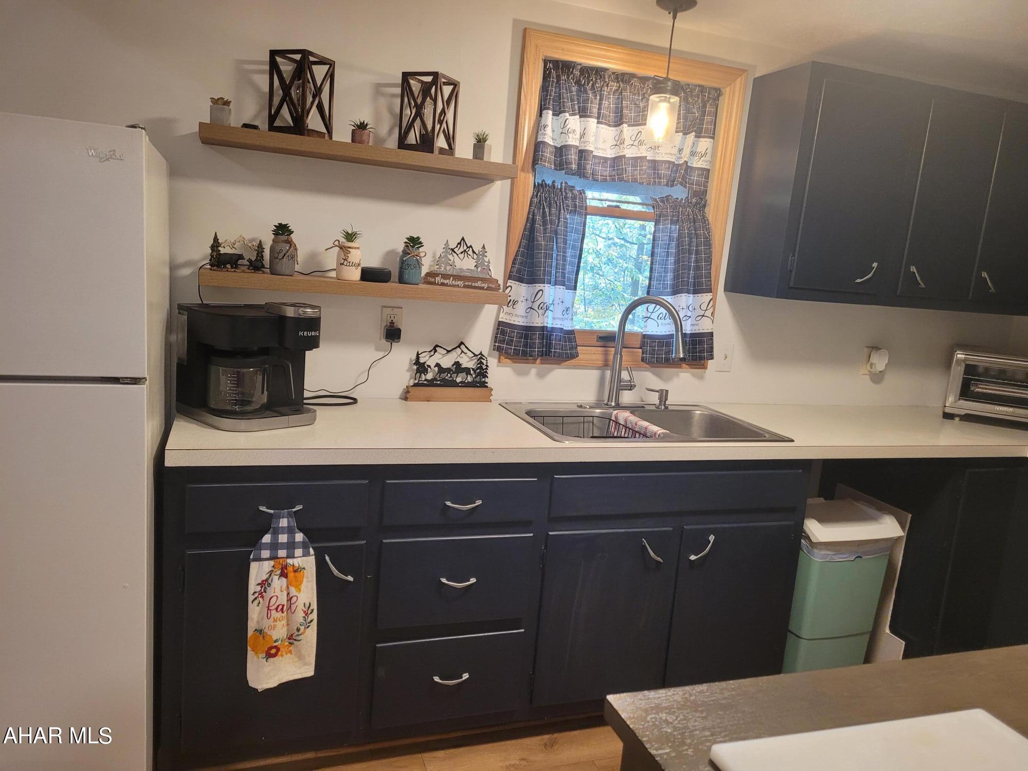 Glendale Yearound - Residential