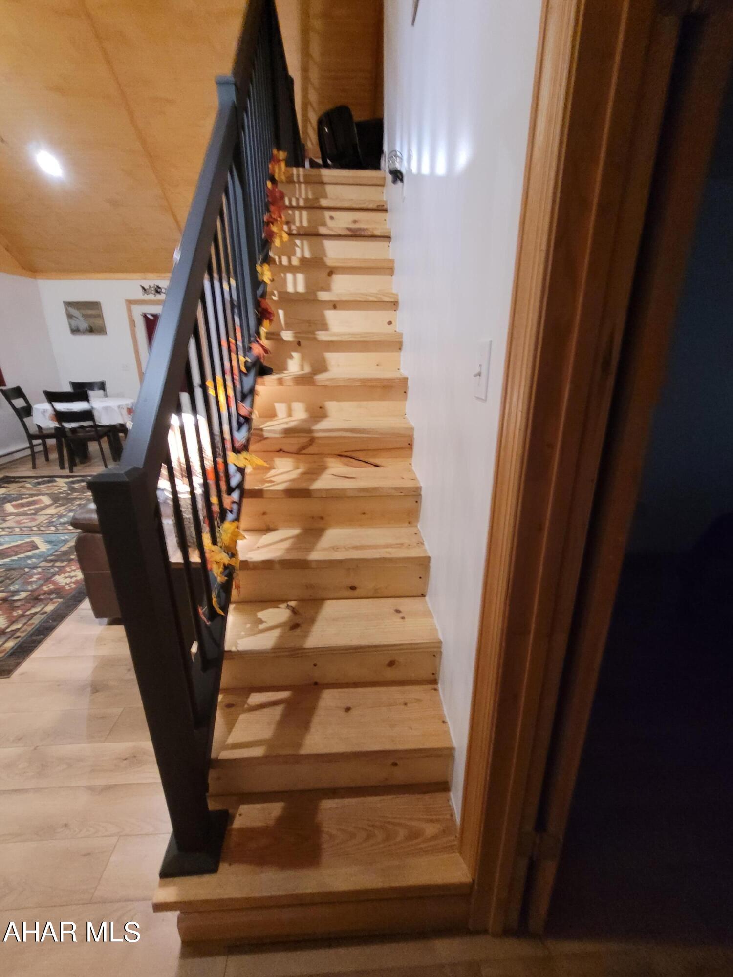 Glendale Yearound - Residential