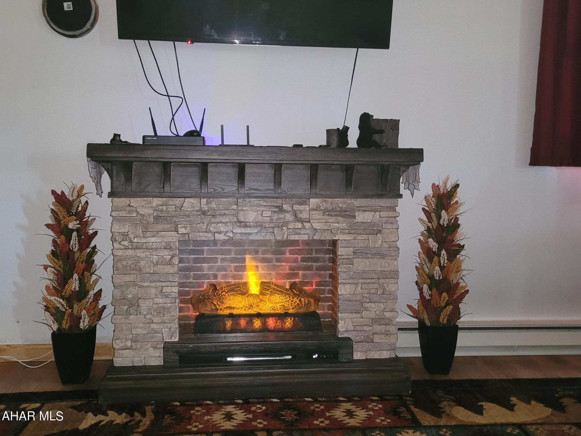 Glendale Yearound - Residential