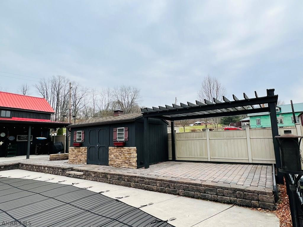 Pine Croft - Residential