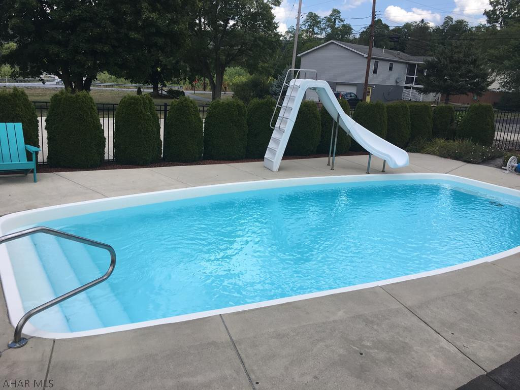 Pine Croft - Residential