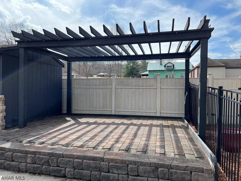 Pine Croft - Residential