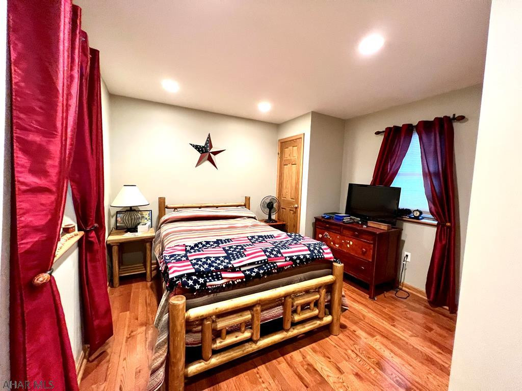 Pine Croft - Residential