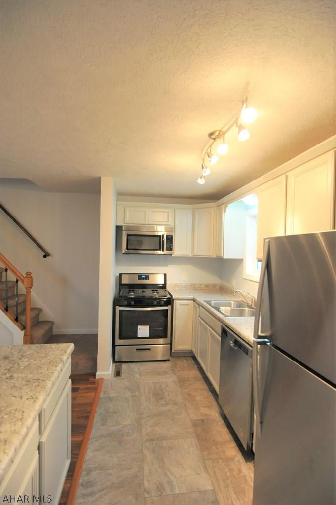 Juniata - Residential