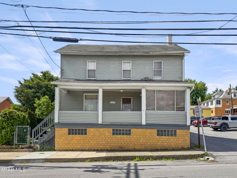 Photo for 1015 Roberts Street