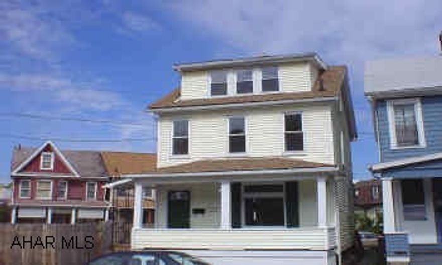 Beautifully remodeled 4 bedroom home, close to Tuckahoe Park. This home offers all new oak kitchen with island, 1st floor laundry, updated bath, new carpet and laminate floors throughout. Inside is freshly painted, new roof, hot water heater, new 100 amp breaker panel, and thermo windows. Don't wait on this one!